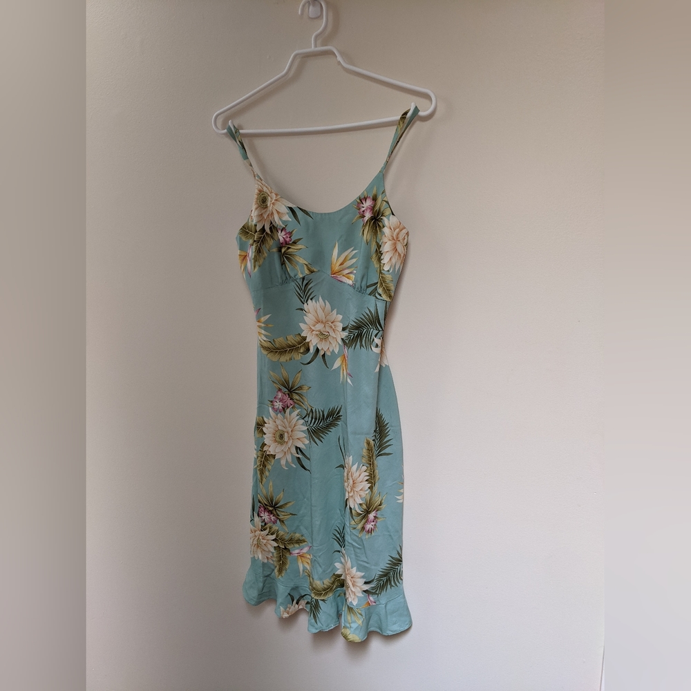 Aloha Wear floral Hawaiian dress